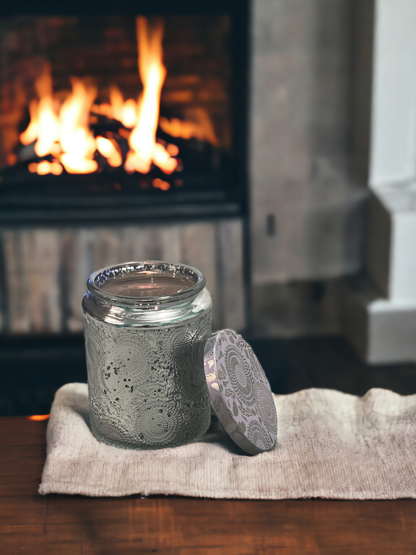 Flannel Scented Glow Candle