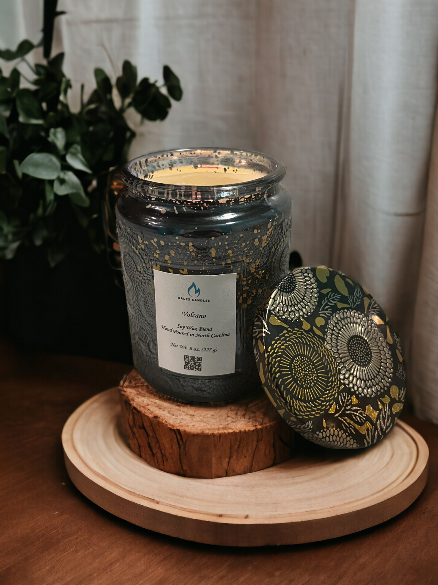 Black Illuminate Scented Candle- Volcano Scent